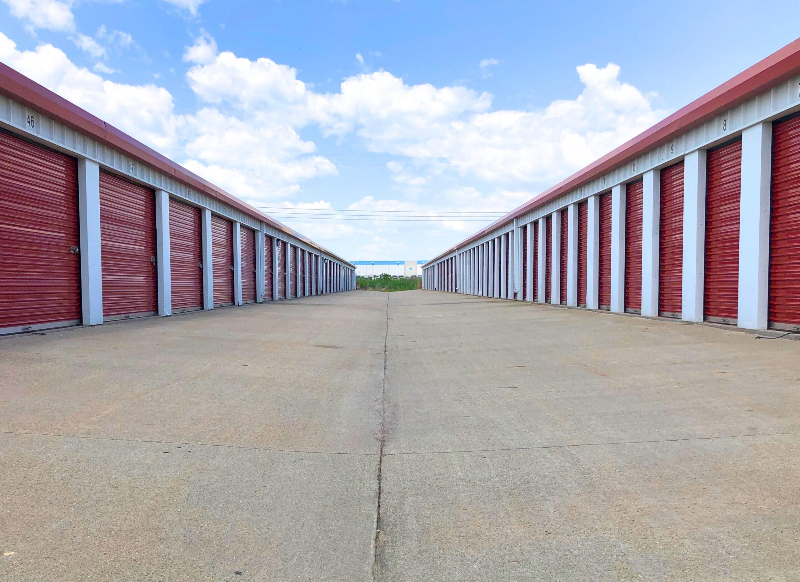 self storage units bondurant ia