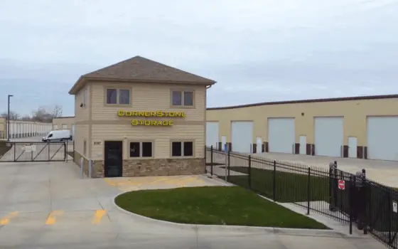 storage facility with self storage and warehouse space in omaha ne