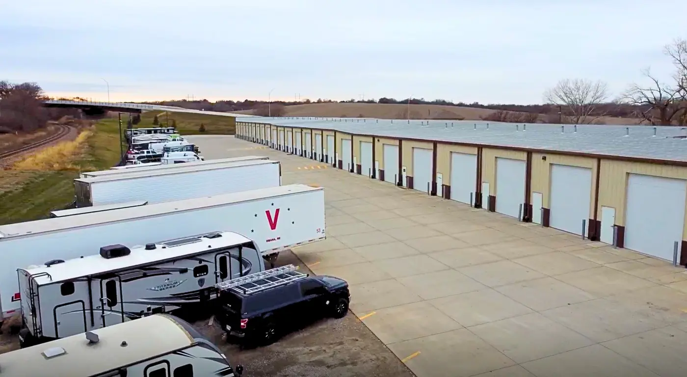 rv boat stoage with small warehouse space