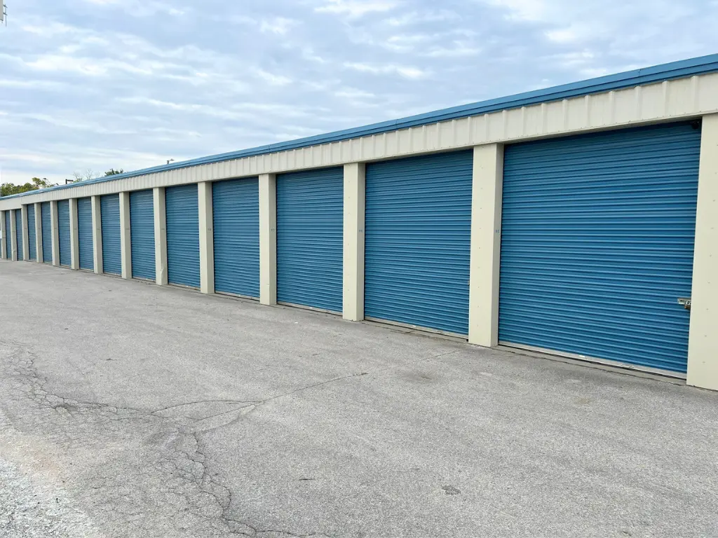 drive up storage units in omaha